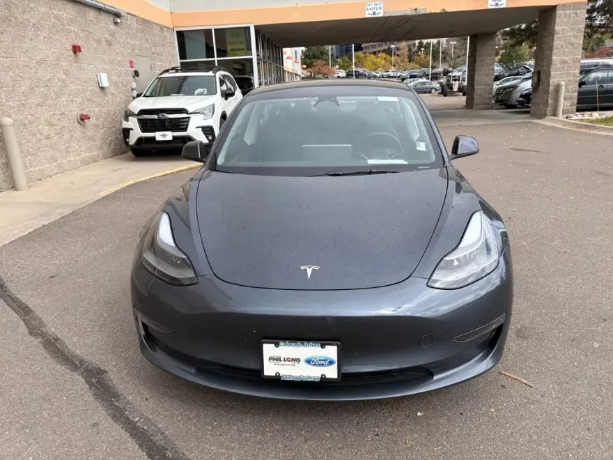 2023 Tesla Model 3 Performance photo 1