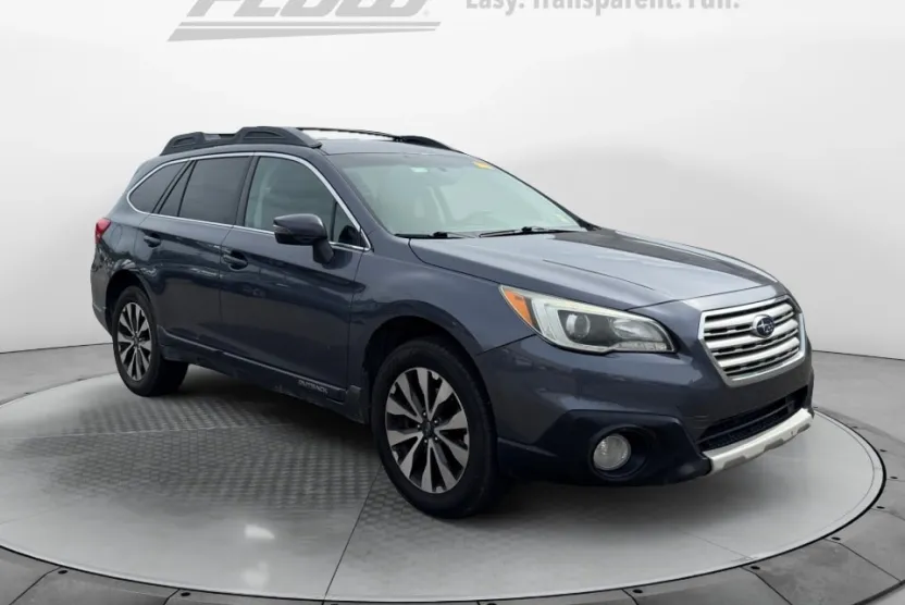 2015 Subaru Outback 2.5i Limited photo 1