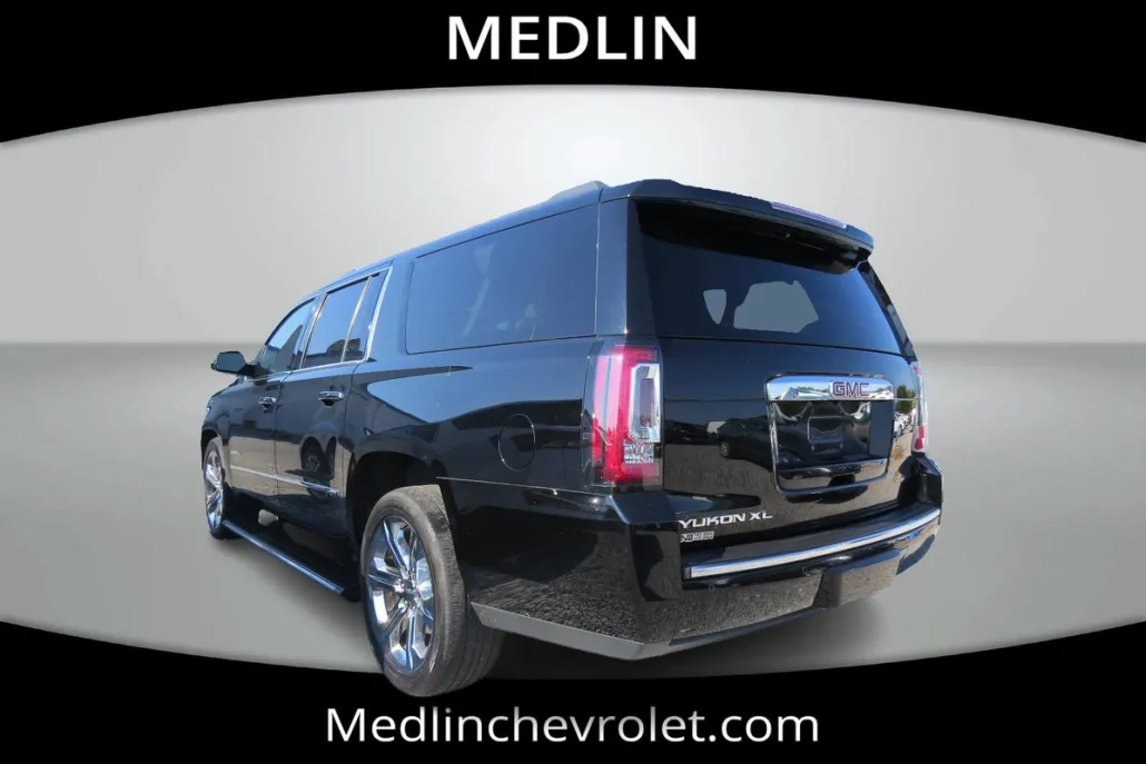 2017 Gmc Yukon XL Denali photo 1