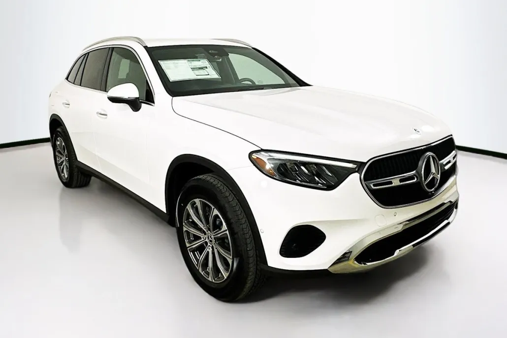 2025 Mercedes Benz GLC 300 4MATIC photo 1