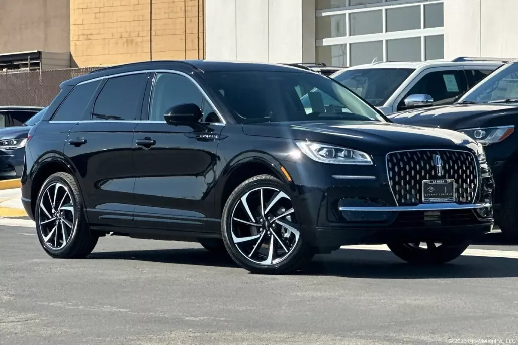 2025 Lincoln Corsair Grand Touring photo 1