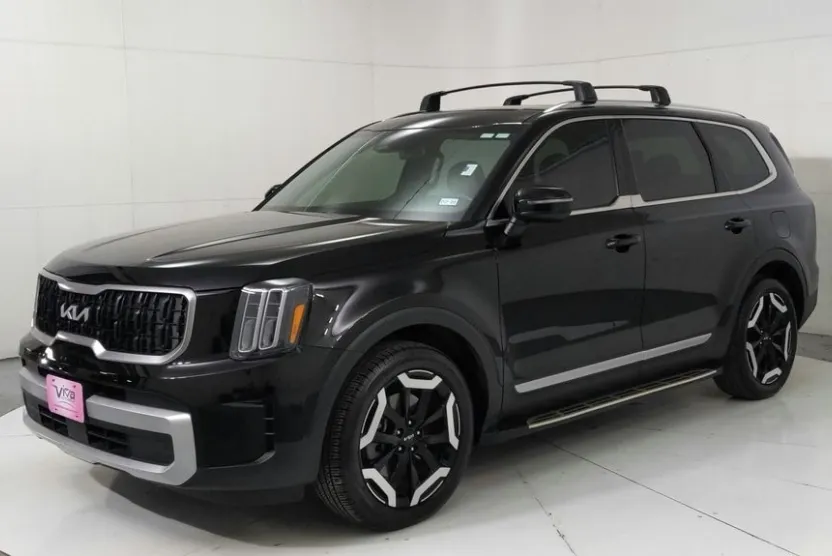 2024 Kia Telluride EX photo 1