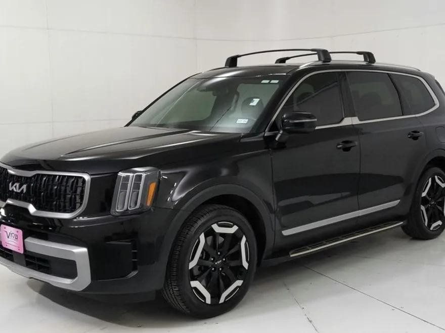 2024 Kia Telluride EX photo 1