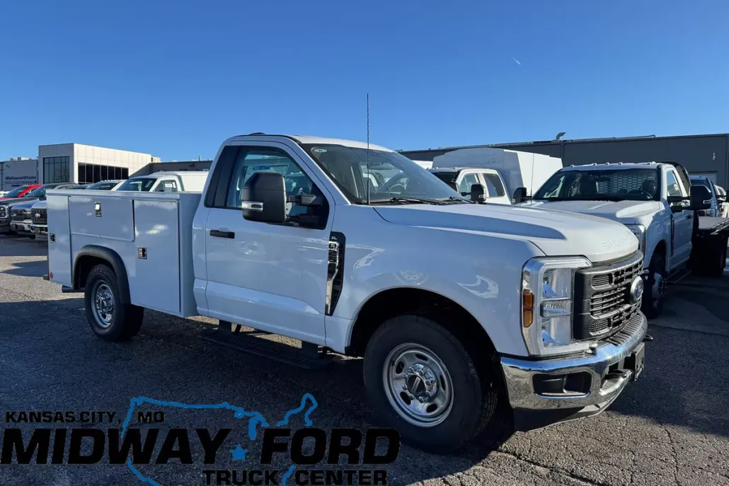 2024 Ford F-250 XL photo 1