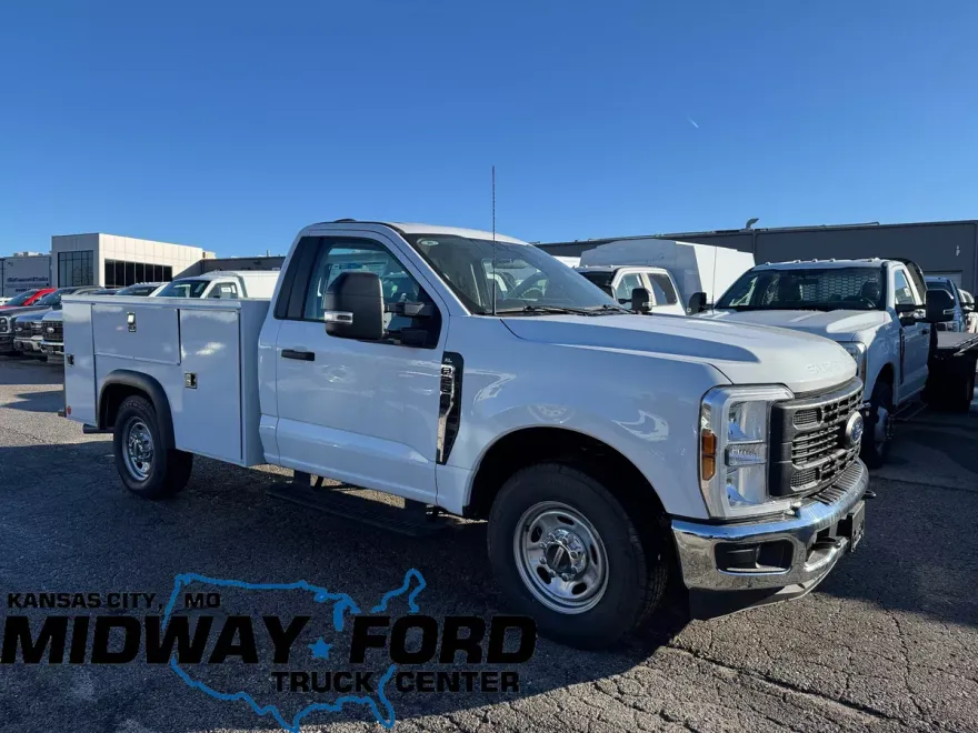 2024 Ford F-250 XL photo 1