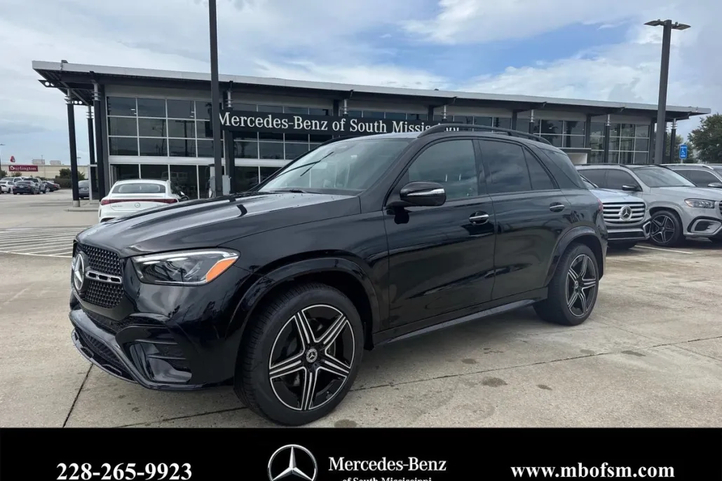2025 Mercedes Benz GLE 350 4MATIC photo 1