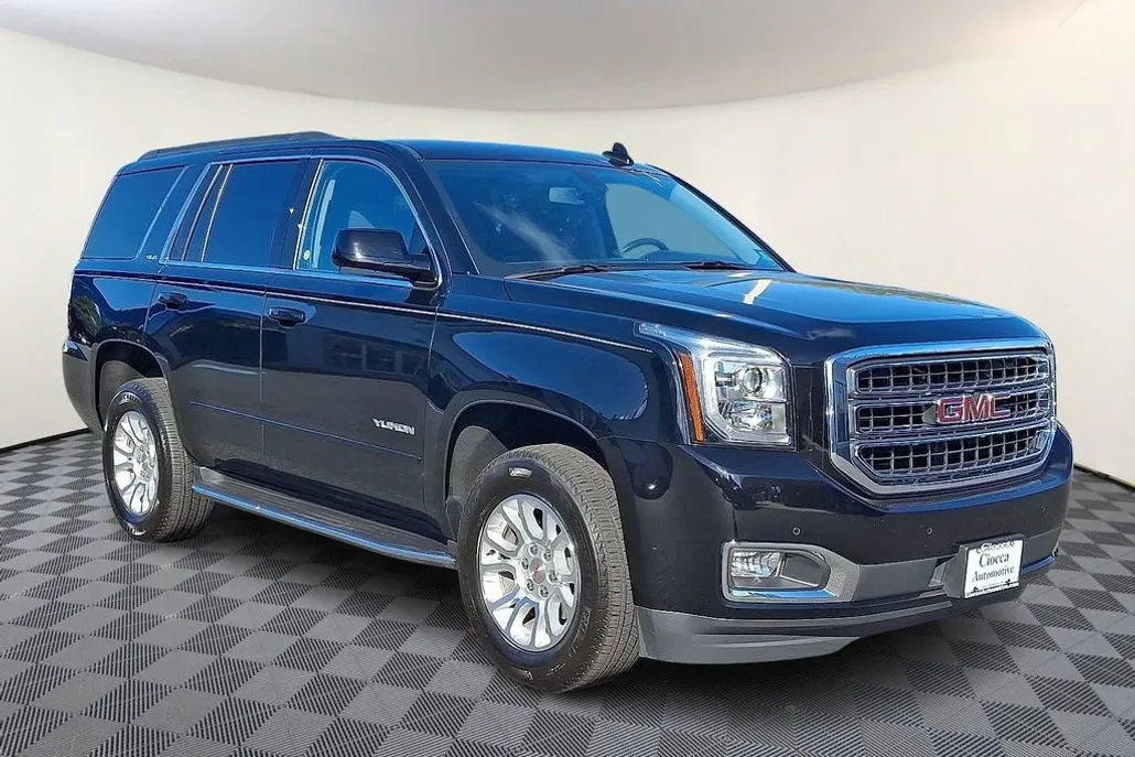2020 Gmc Yukon SLE photo 1