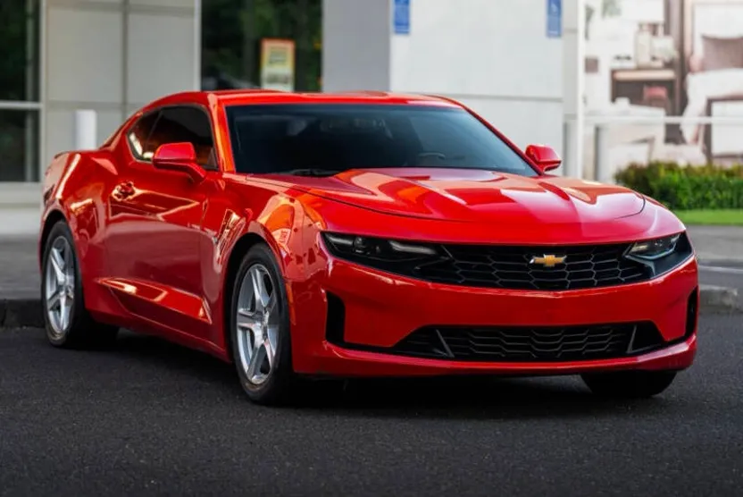 2020 Chevrolet Camaro Coupe 1LT photo 1