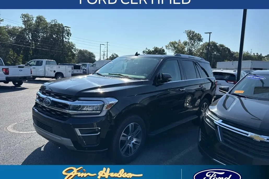 2024 Ford Expedition Limited photo 1
