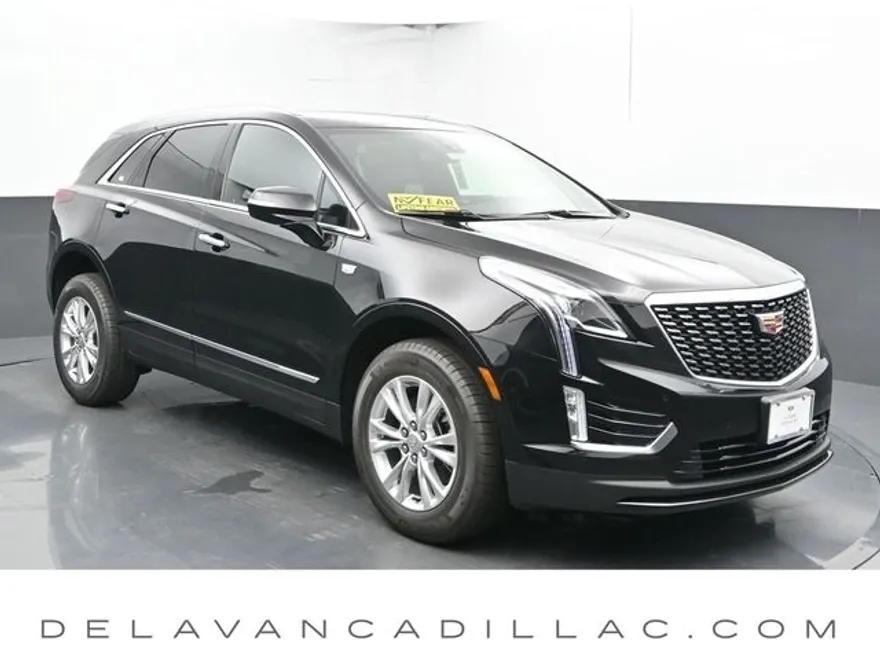 2025 Cadillac XT5 Luxury photo 1