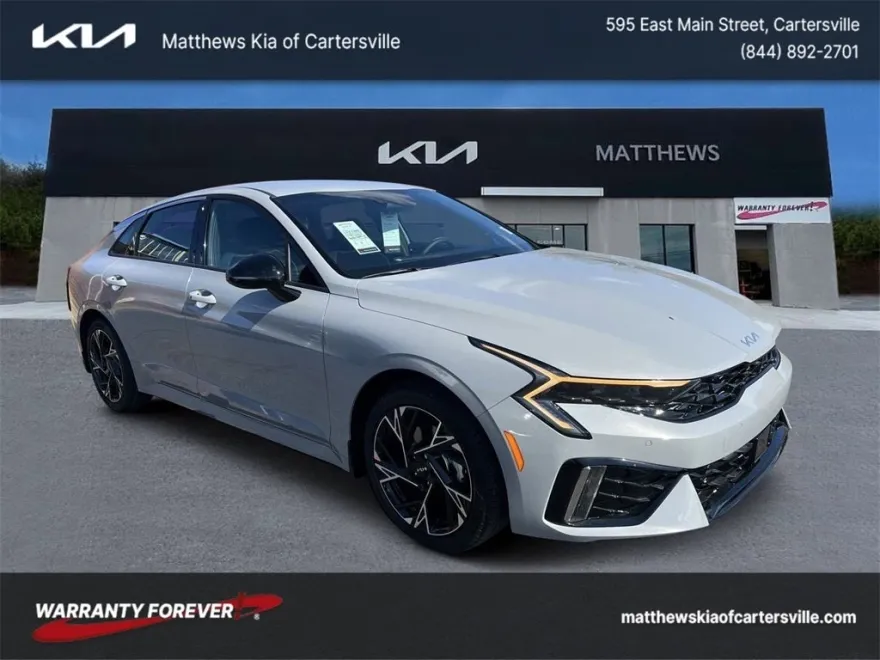 2025 Kia K5 GT-Line photo 1