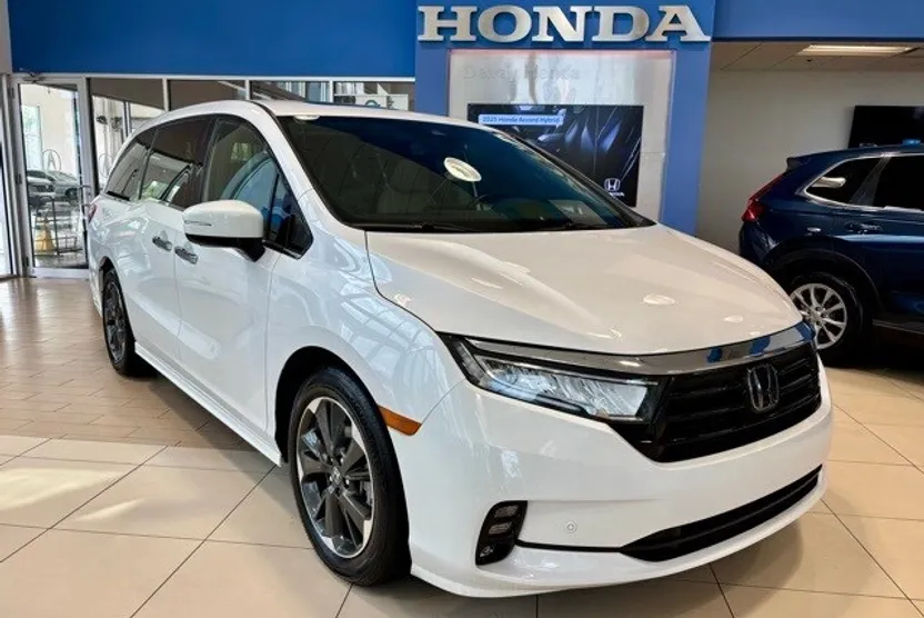 2023 Honda Odyssey Elite photo 1