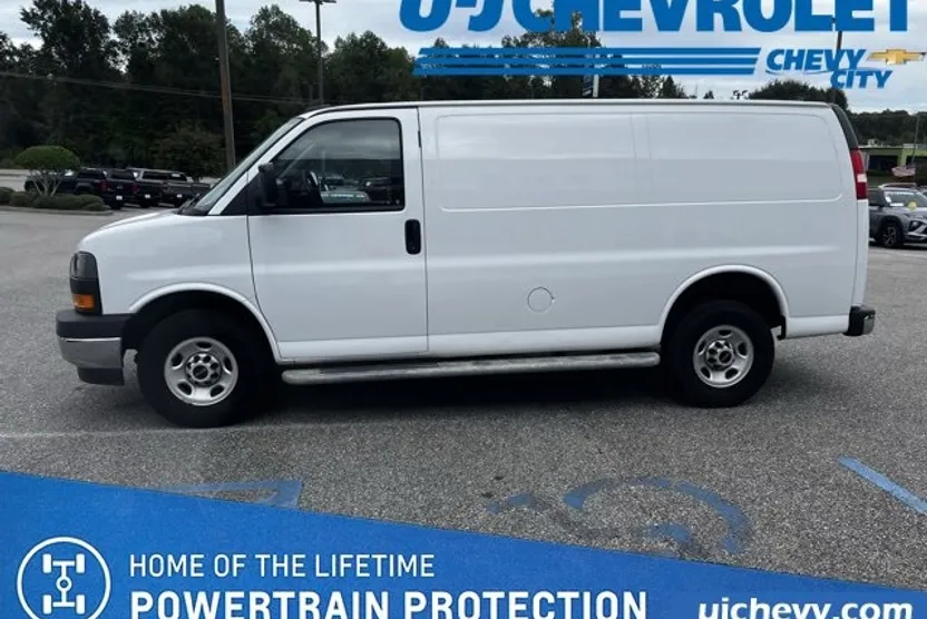 2023 Gmc Savana 2500 Cargo photo 1