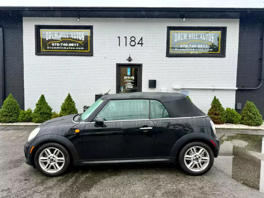 2011 Mini Cooper Convertible photo 1
