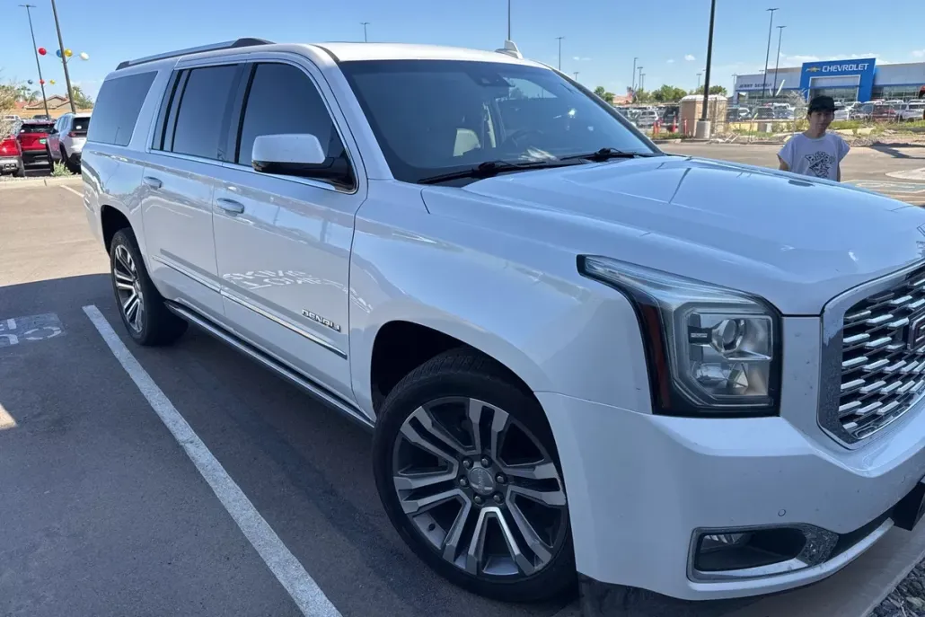 2019 Gmc Yukon XL Denali photo 1