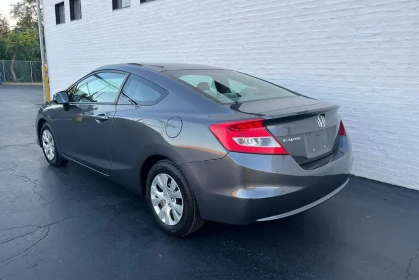 2012 Honda Civic LX photo 1