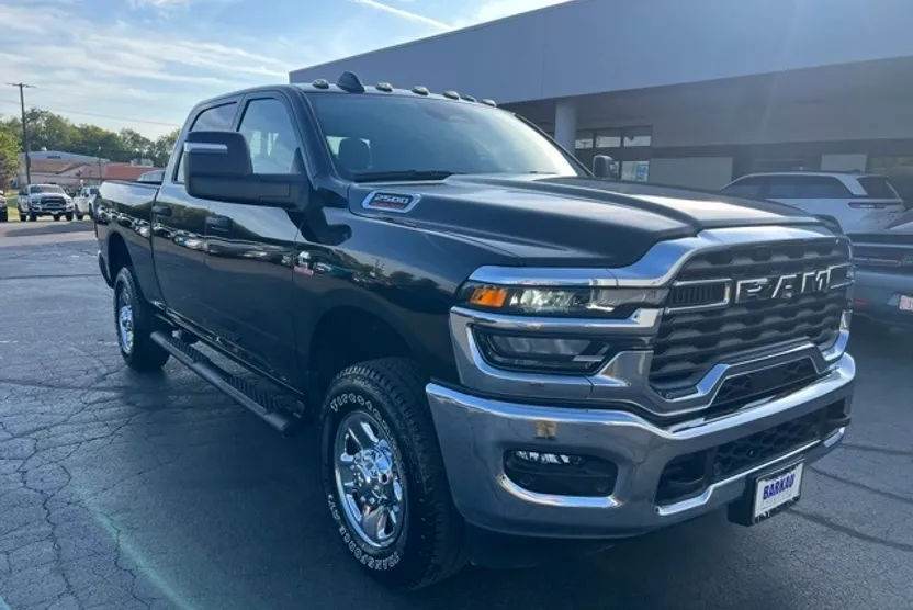 2025 Ram 2500 Tradesman photo 1