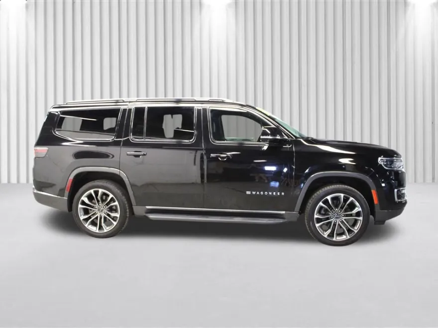 2022 Jeep Wagoneer Series III photo 1