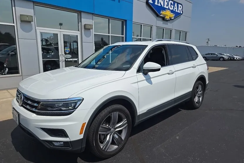 2019 Volkswagen Tiguan SEL Premium photo 1