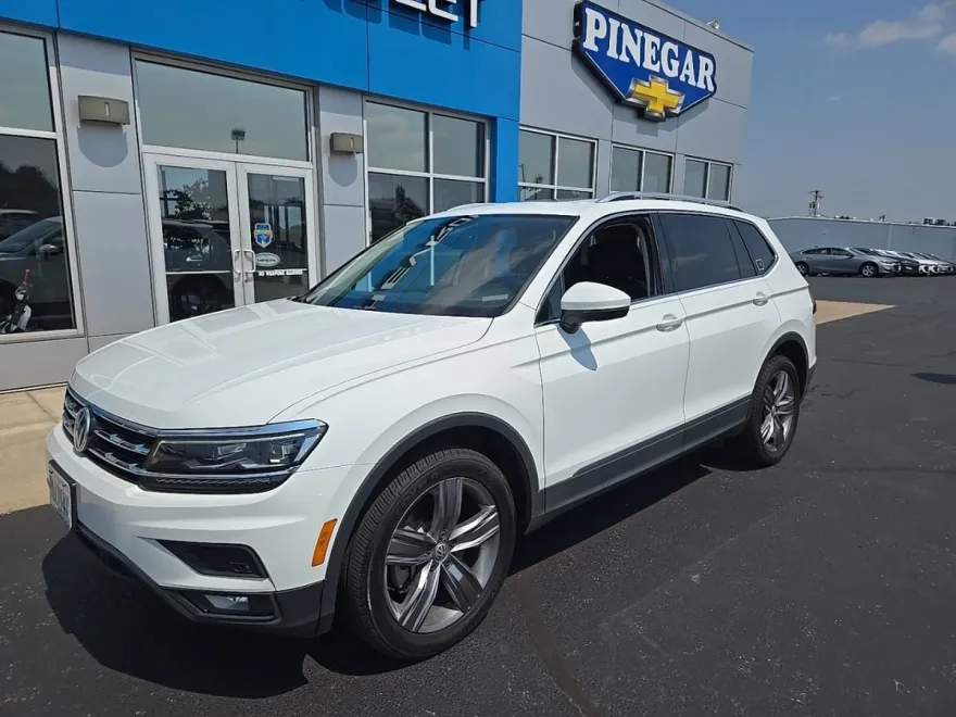 2019 Volkswagen Tiguan SEL Premium photo 1