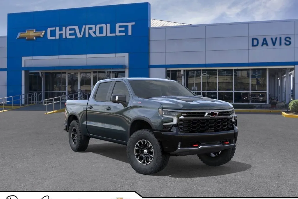 2025 Chevrolet Silverado 1500 ZR2 photo 1
