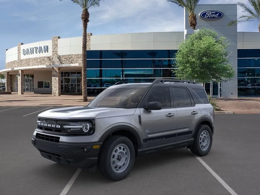 2024 Ford Bronco Sport Outer Banks photo 1