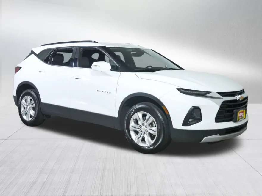 2022 Chevrolet Blazer 2LT photo 1
