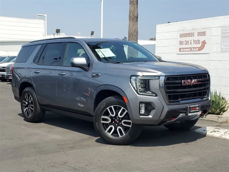 2021 Gmc Yukon AT4 photo 1