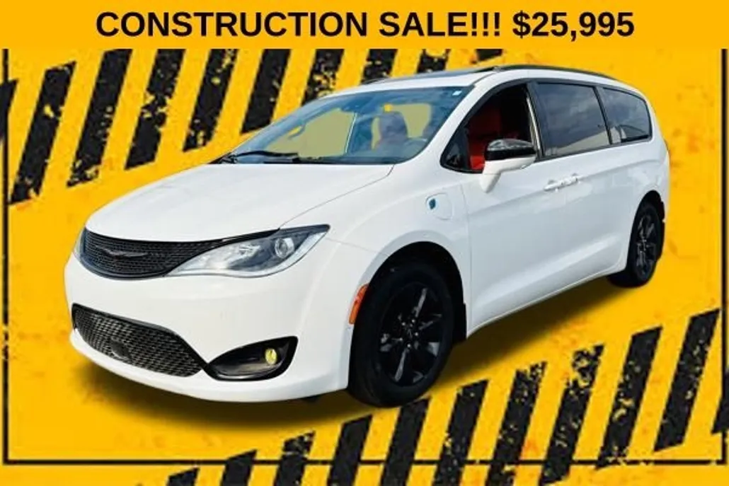 2020 Chrysler Pacifica Hybrid Limited photo 1