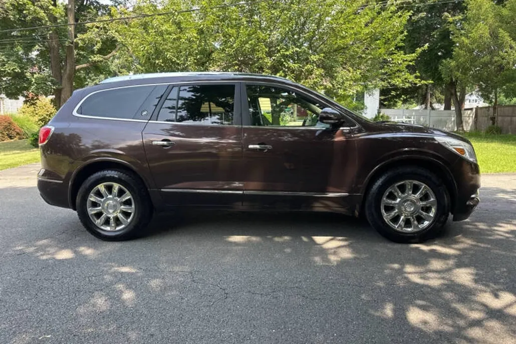 2015 Buick Enclave Leather photo 1