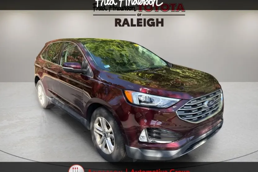 2020 Ford Edge SEL photo 1