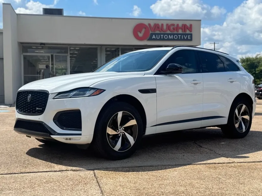 2024 Jaguar F-PACE P250 R-Dynamic S photo 1