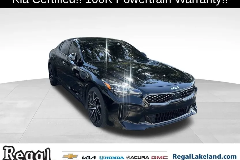 2023 Kia Stinger GT-Line photo 1