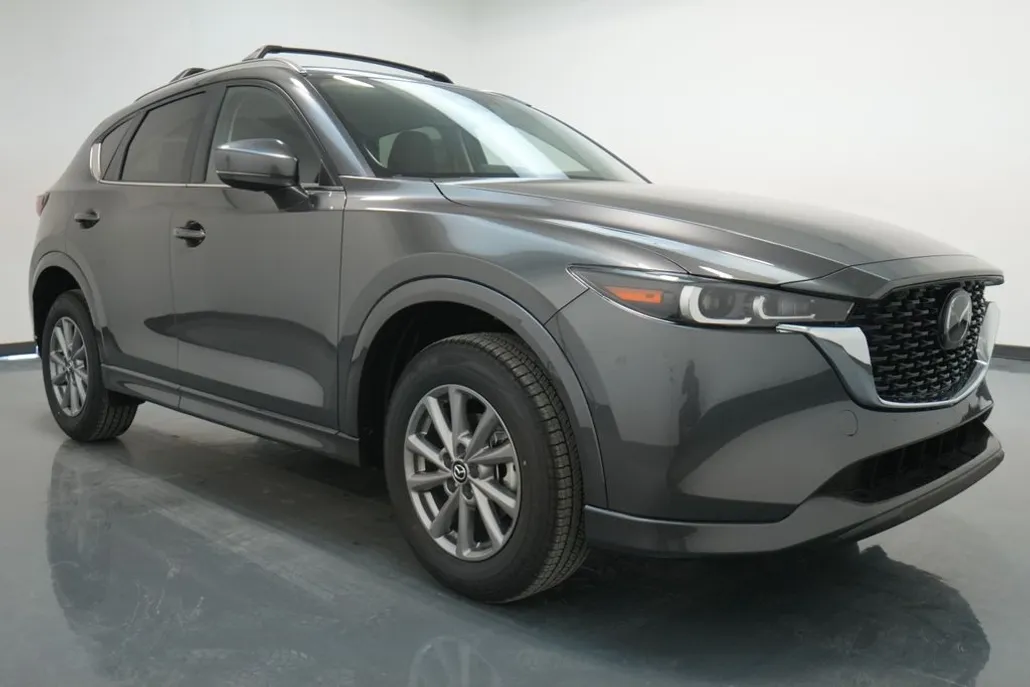 2025 Mazda CX-5 2.5 S Preferred photo 1