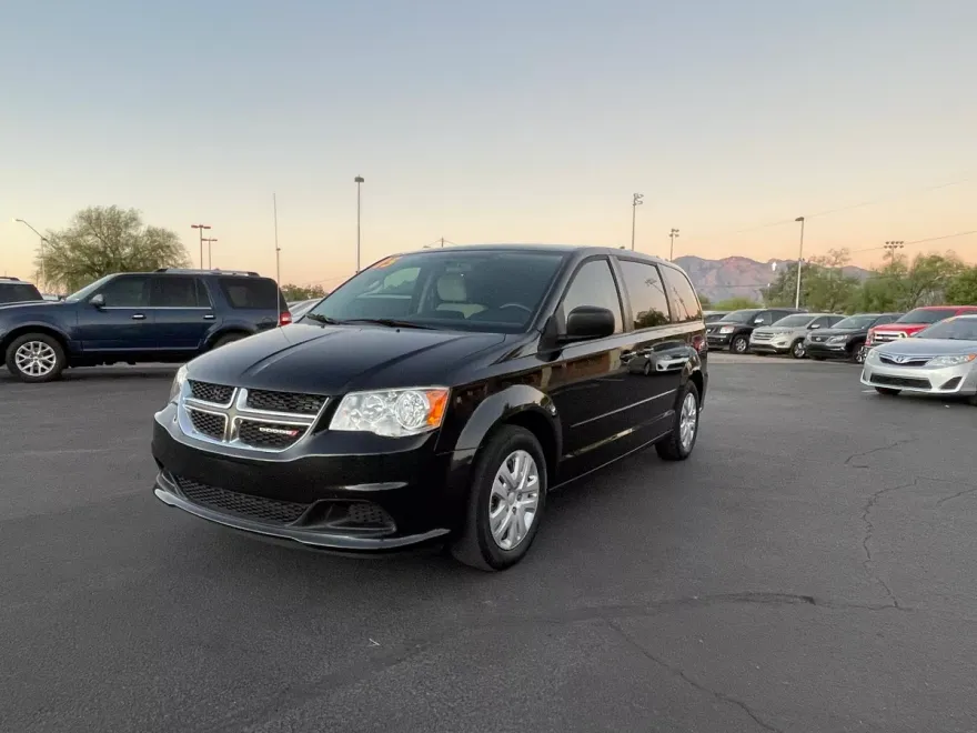 2015 Dodge Grand Caravan SE photo 1