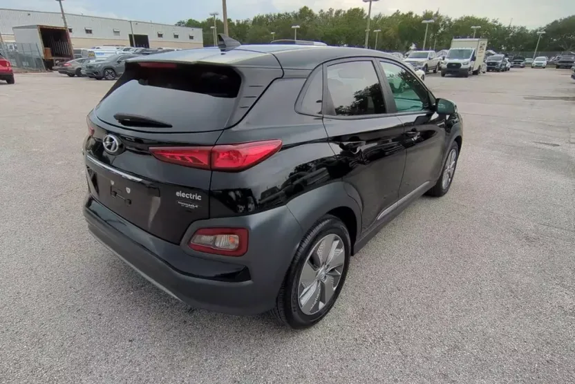 2021 Hyundai Kona Electric Ultimate photo 1
