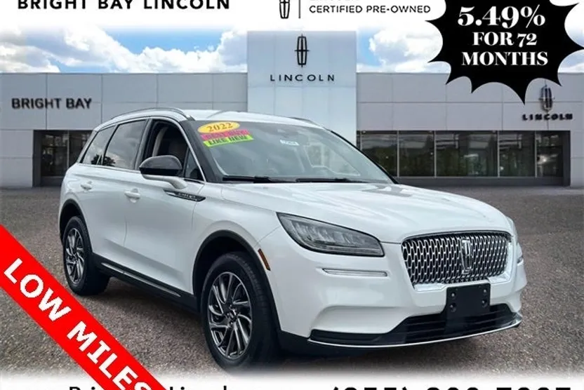 2022 Lincoln Corsair Standard photo 1