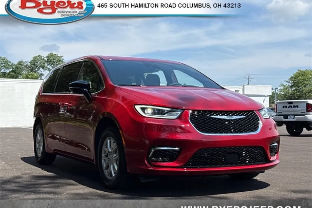 2026 Chrysler Pacifica photo 1