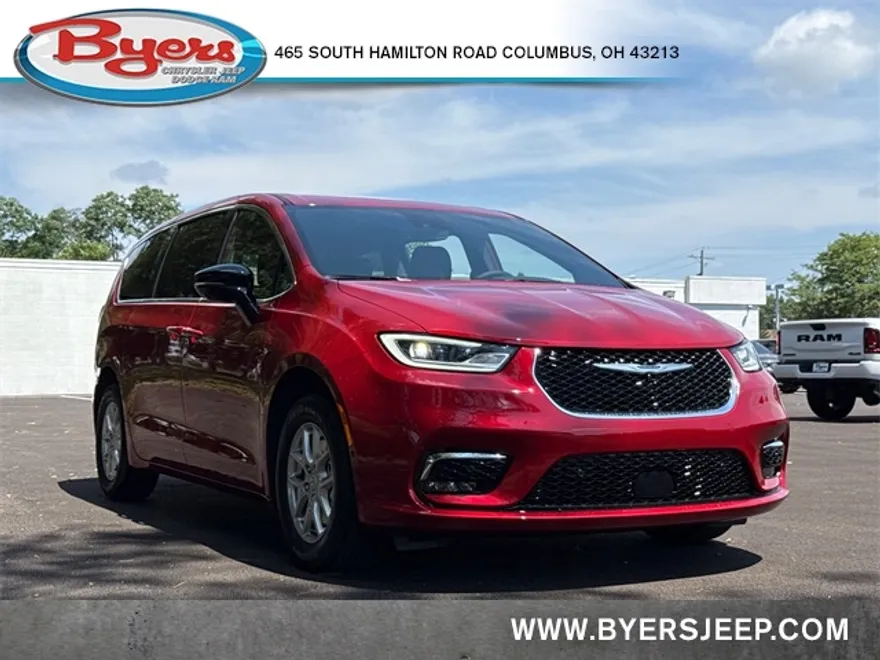 2026 Chrysler Pacifica photo 1