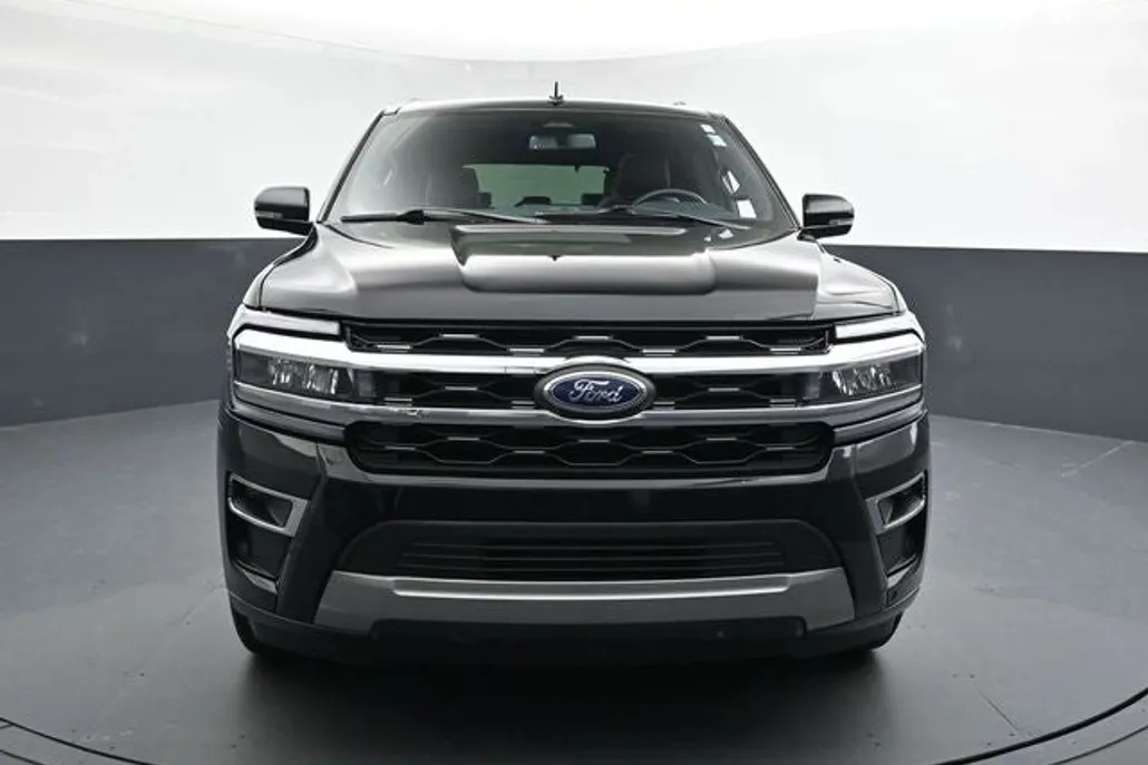 2024 Ford Expedition Limited photo 1
