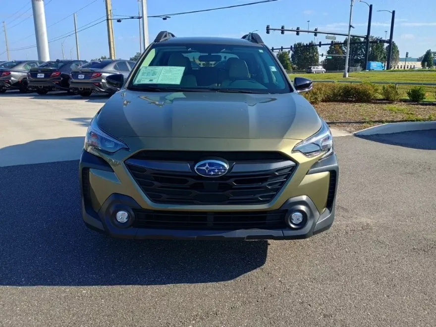 2024 Subaru Outback Premium photo 1