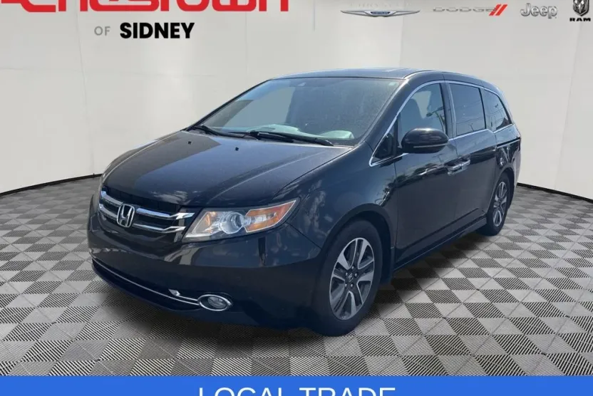 2015 Honda Odyssey Touring Elite photo 1