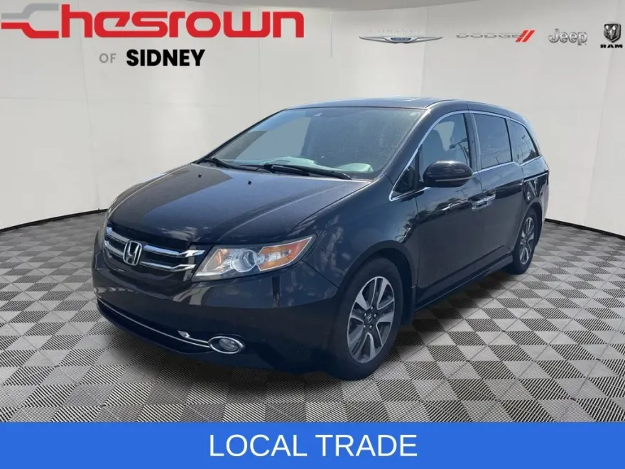 2015 Honda Odyssey Touring Elite photo 1