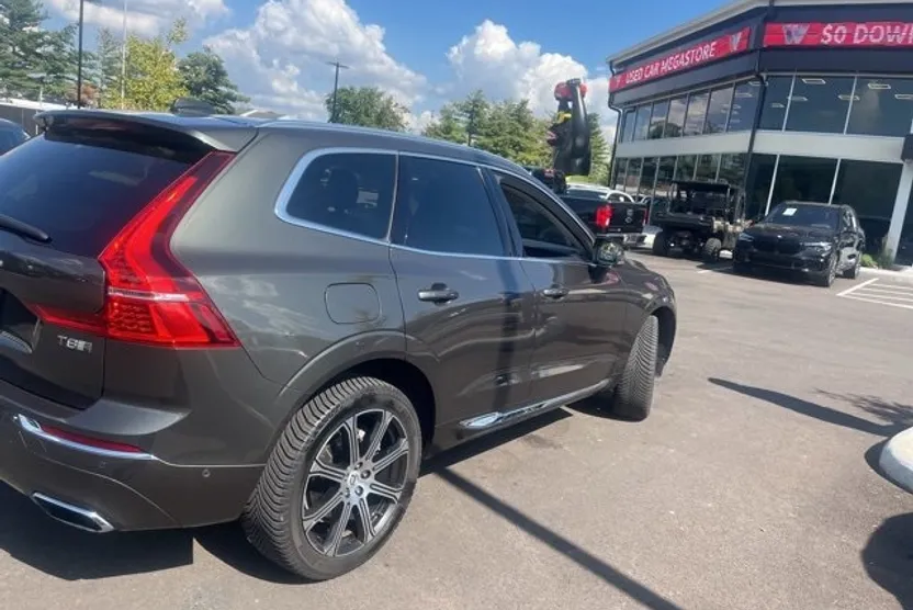 2018 Volvo XC60 Inscription photo 1