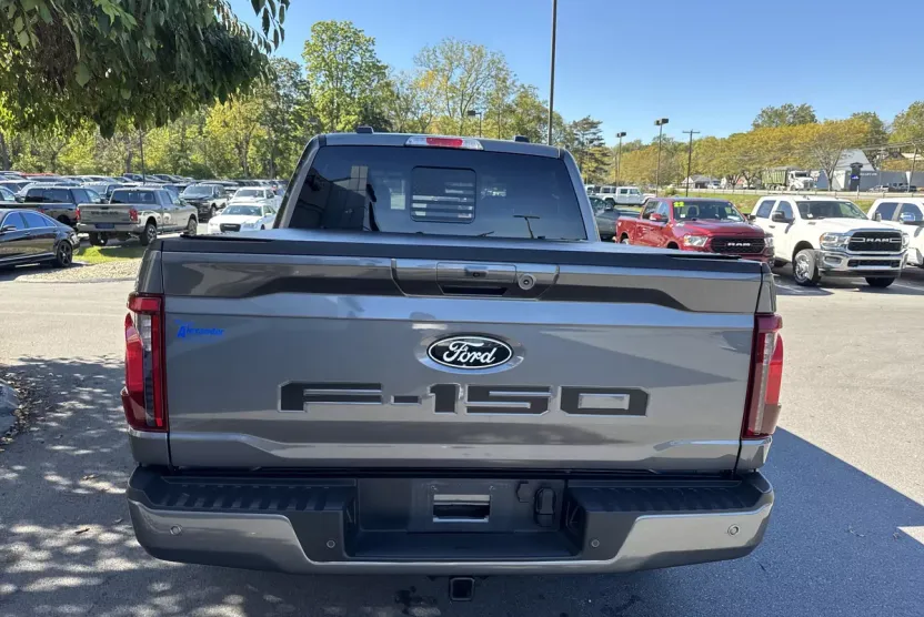 2024 Ford F-150 XLT photo 1