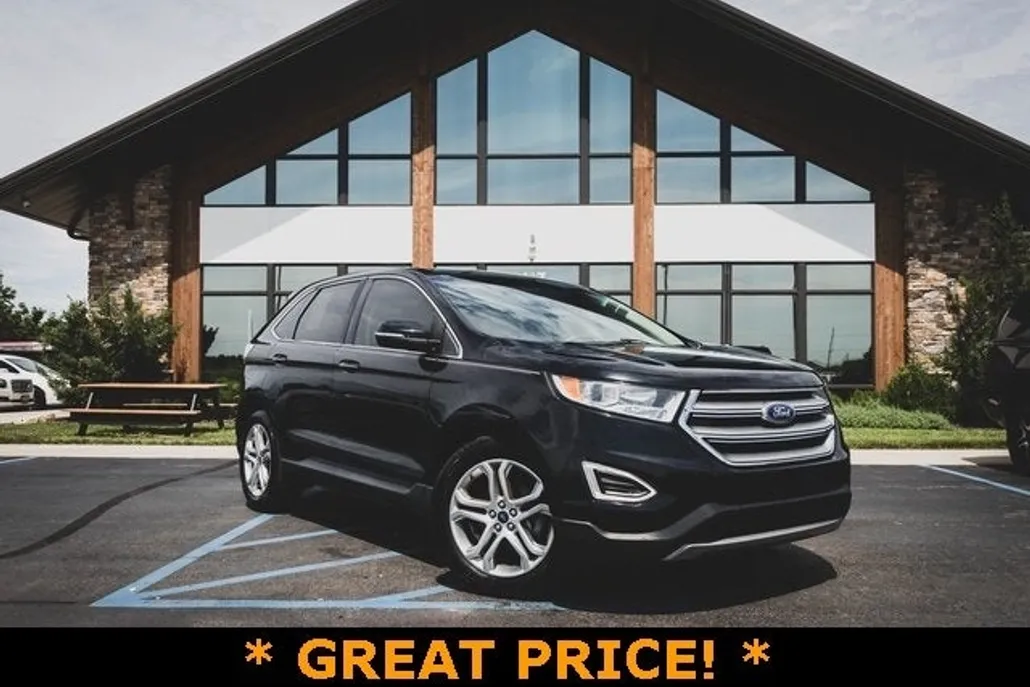 2017 Ford Edge Titanium photo 1