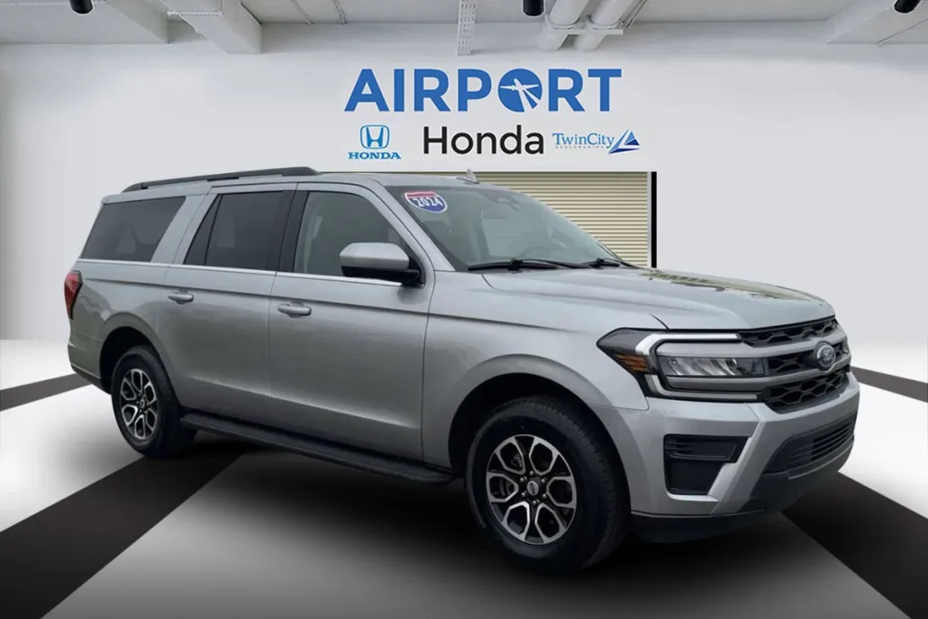 2024 Ford Expedition MAX XLT photo 1