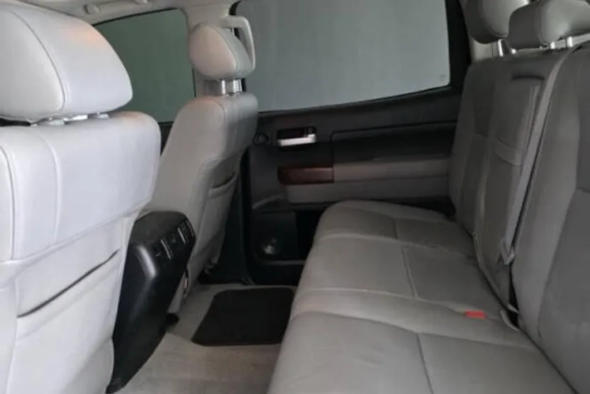 2010 Toyota Tundra Limited photo 1