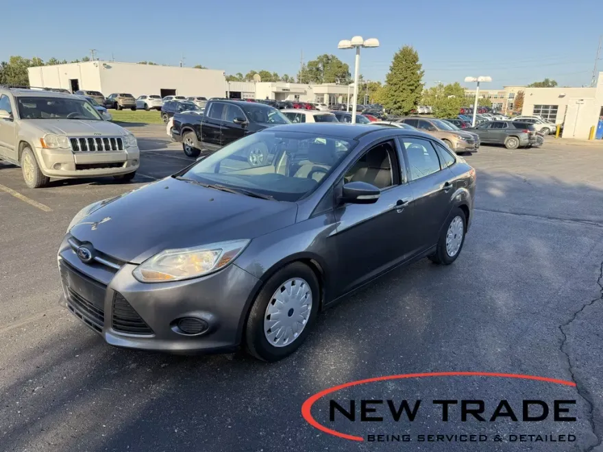 2014 Ford Focus SE photo 1