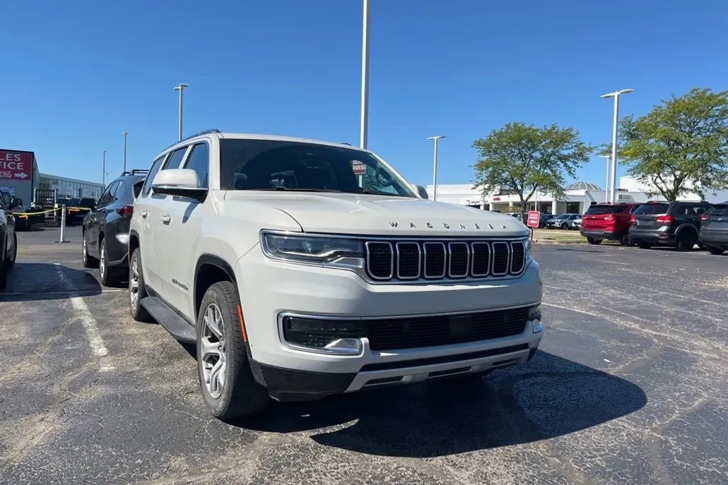 2022 Jeep Wagoneer Series II photo 1